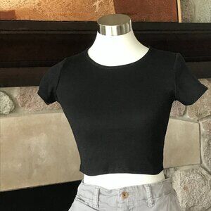 'Princess Polly' Black Cropped T-Shirt - Size 4